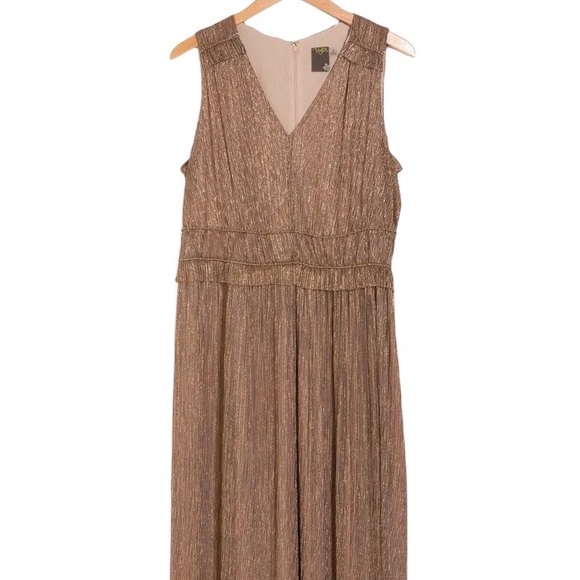 TAYLOR DRESSES Crinkle Metallic Chiffon Dress - Picture 5 of 10